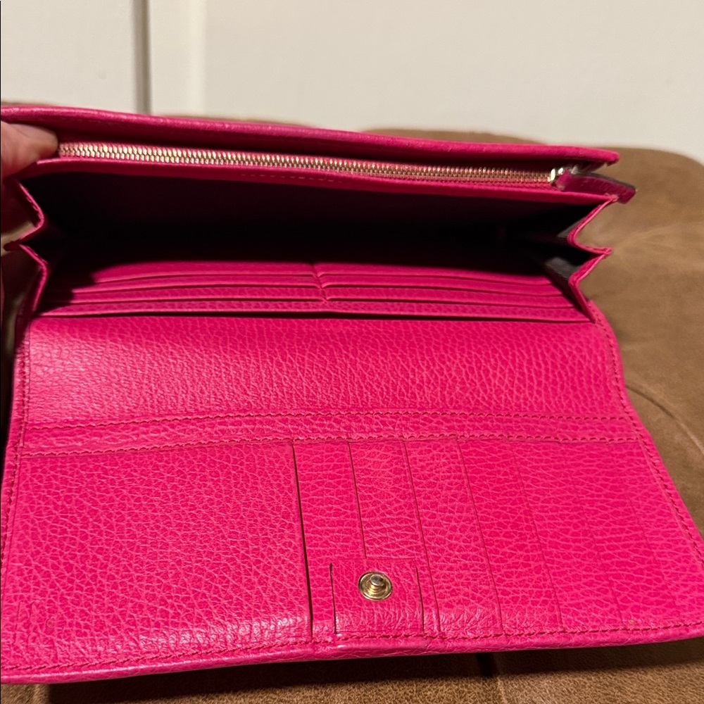 Gucci Pink Leather Wallet - Picture 5 of 8